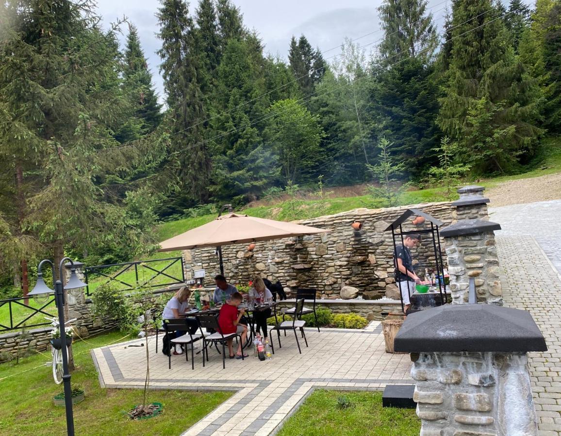 Феєрія Лісу Aparthotel Skhidnytsia Buitenkant foto