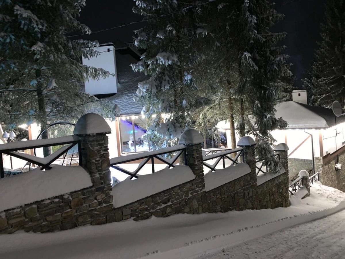 Феєрія Лісу Aparthotel Skhidnytsia Buitenkant foto